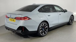 2025 (25) BMW 5 SERIES 550e xDrive M Sport Pro 4dr Auto 4586365