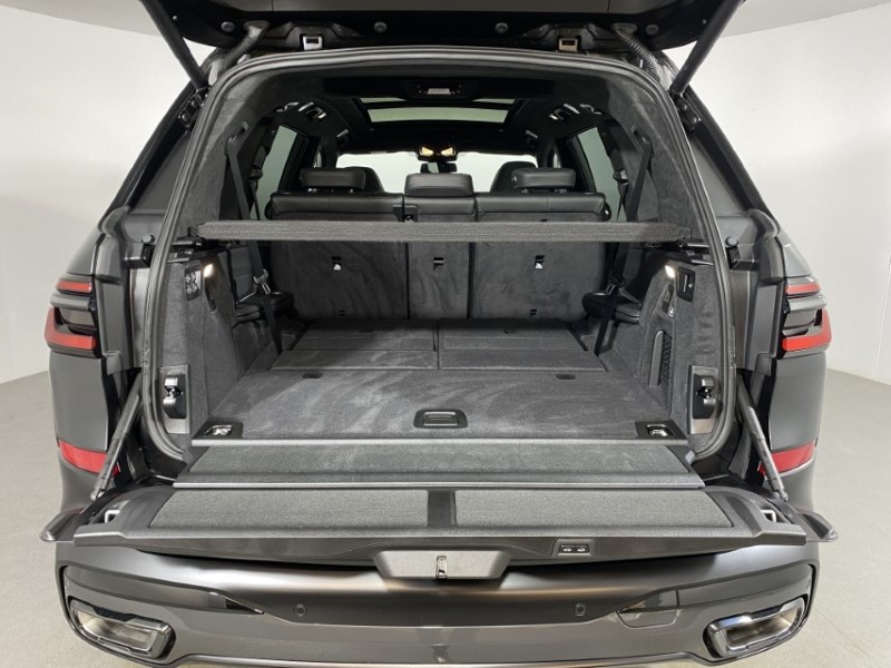 2025 (75) BMW X7 xDrive40d MHT M Sport 5dr Step Auto 4522378