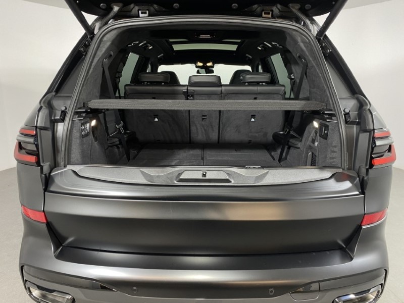 2025 (75) BMW X7 xDrive40d MHT M Sport 5dr Step Auto 4522379