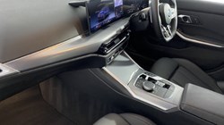 2025 (25) BMW 3 SERIES 320i M Sport 5dr Step Auto 4560991