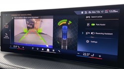 2025 (25) BMW 3 SERIES 320i M Sport 5dr Step Auto 4560964