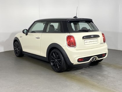 2019 (19) MINI HATCHBACK 2.0 Cooper S Classic II 3dr Auto