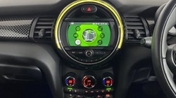 2019 (19) MINI HATCHBACK 2.0 Cooper S Classic II 3dr Auto 4561369