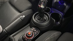 2019 (19) MINI HATCHBACK 2.0 Cooper S Classic II 3dr Auto 4561372