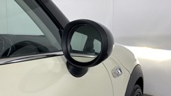 2019 (19) MINI HATCHBACK 2.0 Cooper S Classic II 3dr Auto 4561390