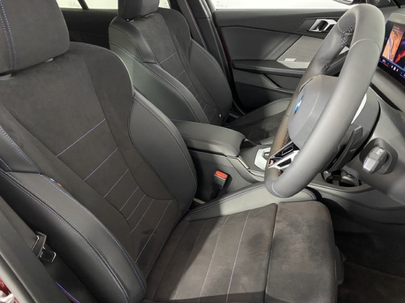 2025 (75) BMW 1 SERIES 120 M Sport 5dr Step Auto 4564717