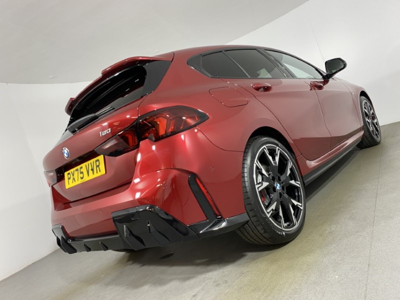 2025 (75) BMW 1 SERIES 120 M Sport 5dr Step Auto 4564734