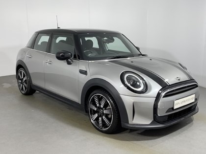 2023 (23) MINI HATCHBACK 1.5 Cooper Exclusive Premium 5dr Auto