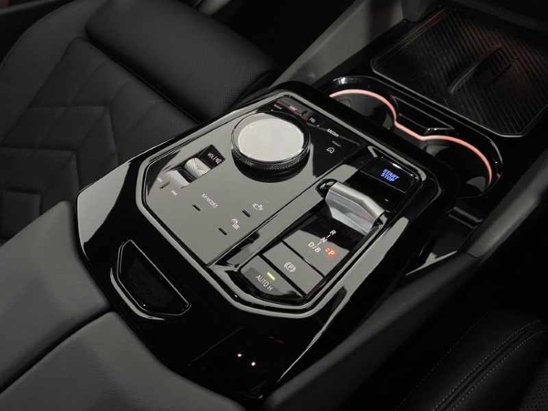 2025 (25) BMW I5 250kW eDrive40 M Sport 84kWh 4dr Auto 4577434