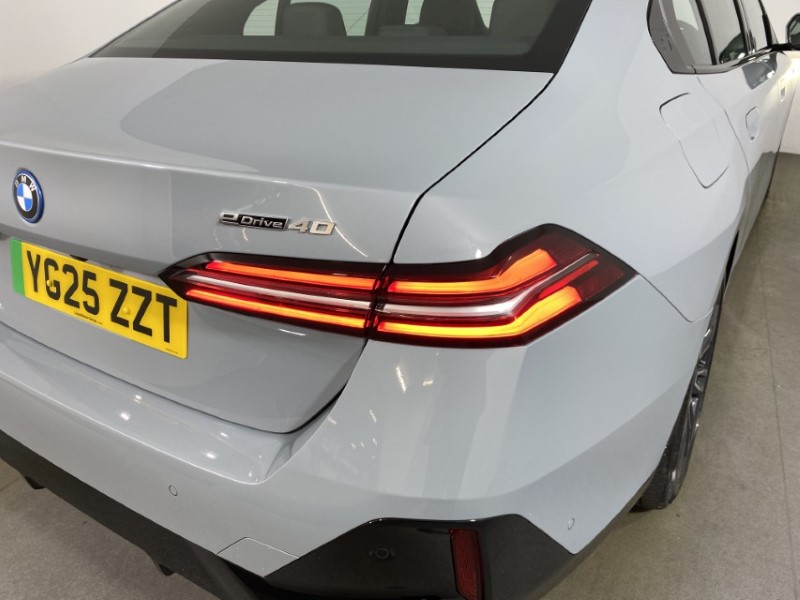 2025 (25) BMW I5 250kW eDrive40 M Sport 84kWh 4dr Auto 4577451