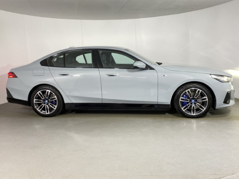 2025 (25) BMW I5 250kW eDrive40 M Sport 84kWh 4dr Auto 4577474