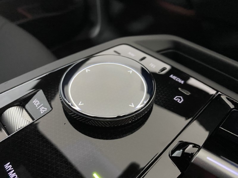 2025 (75) BMW iX 400kW xDrive60 M Sport 112kWh 5dr Auto 4564975