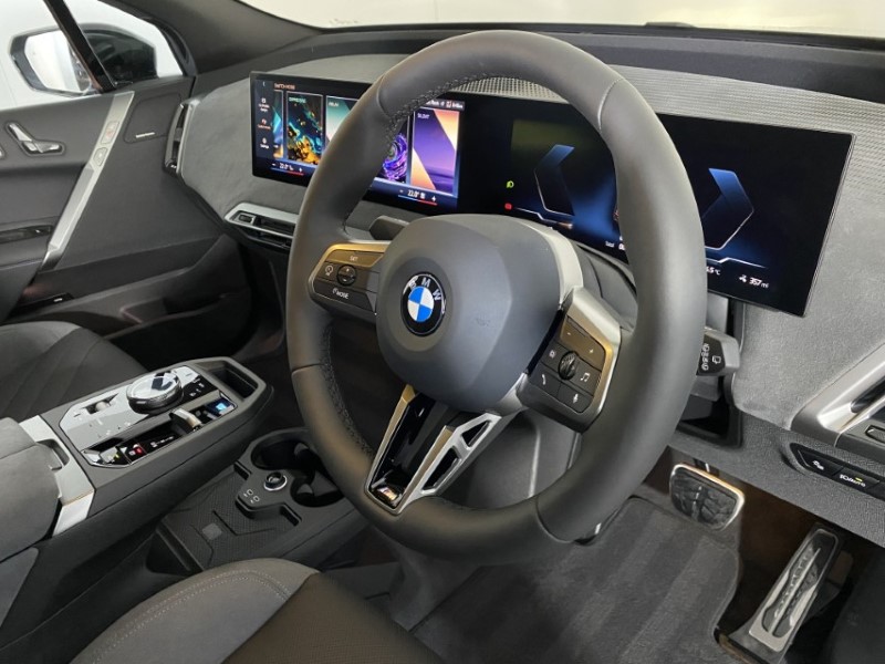2025 (75) BMW iX 400kW xDrive60 M Sport 112kWh 5dr Auto 4564983