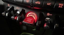 2020 (20) MINI HATCHBACK 1.5 Cooper Classic II 3dr Auto 4686109