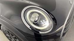 2020 (20) MINI HATCHBACK 1.5 Cooper Classic II 3dr Auto 4686126