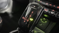 2020 (20) MINI HATCHBACK 1.5 Cooper Classic II 3dr Auto 4686108