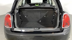 2020 (20) MINI HATCHBACK 1.5 Cooper Classic II 3dr Auto 4686114