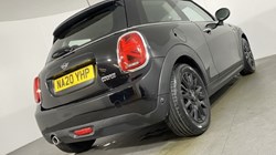 2020 (20) MINI HATCHBACK 1.5 Cooper Classic II 3dr Auto 4686128