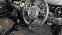 2020 (20) MINI HATCHBACK 1.5 Cooper Classic II 3dr Auto 4686110