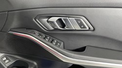2021 (71) BMW 3 SERIES 320i SE Pro 5dr Step Auto 4650130