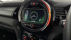 2021 (21) MINI CONVERTIBLE 1.5 Cooper Classic II 2dr Auto 4620552