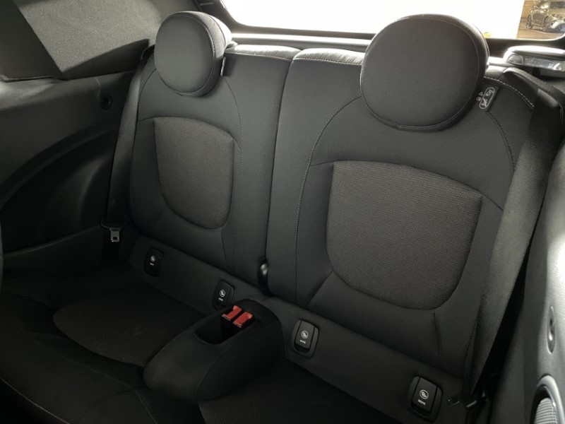 2021 (21) MINI CONVERTIBLE 1.5 Cooper Classic II 2dr Auto 4620586