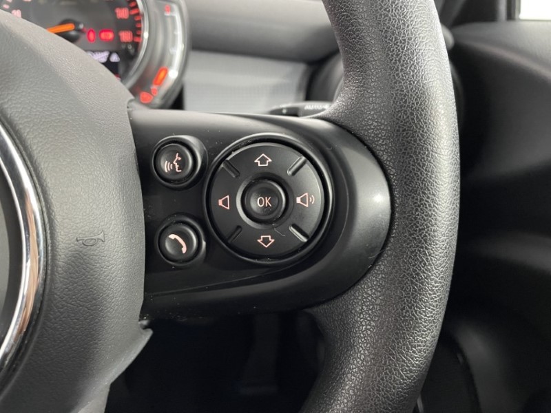 2021 (21) MINI CONVERTIBLE 1.5 Cooper Classic II 2dr Auto 4620548