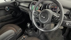 2021 (21) MINI CONVERTIBLE 1.5 Cooper Classic II 2dr Auto 4620558