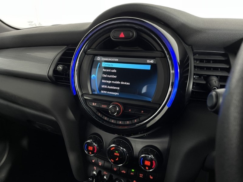 2021 (21) MINI CONVERTIBLE 1.5 Cooper Classic II 2dr Auto 4620554