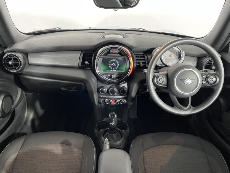 2021 (21) MINI CONVERTIBLE 1.5 Cooper Classic II 2dr Auto 4620588