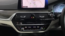 2018 (68) BMW 5 SERIES 520d xDrive SE 4dr Auto 4665913
