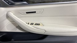 2018 (68) BMW 5 SERIES 520d xDrive SE 4dr Auto 4665936