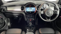 2022 (72) MINI HATCHBACK 1.5 Cooper Exclusive 5dr Auto 4670741