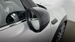 2022 (72) MINI HATCHBACK 1.5 Cooper Exclusive 5dr Auto 4670721