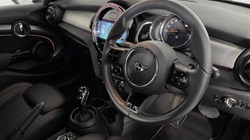 2022 (72) MINI HATCHBACK 1.5 Cooper Exclusive 5dr Auto 4670714