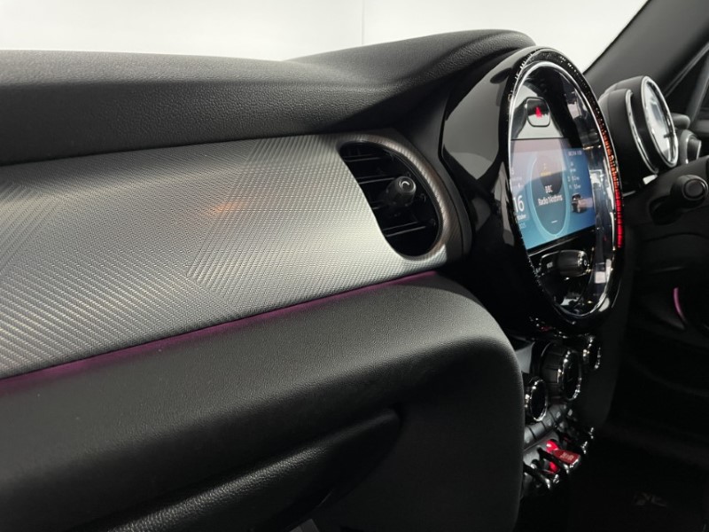 2022 (72) MINI HATCHBACK 1.5 Cooper Exclusive 5dr Auto 4670744