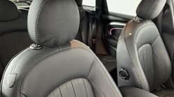 2022 (72) MINI HATCHBACK 1.5 Cooper Exclusive 5dr Auto 4670716