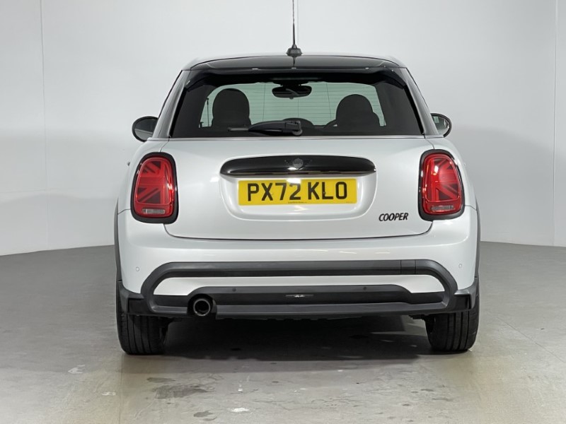 2022 (72) MINI HATCHBACK 1.5 Cooper Exclusive 5dr Auto 4670729