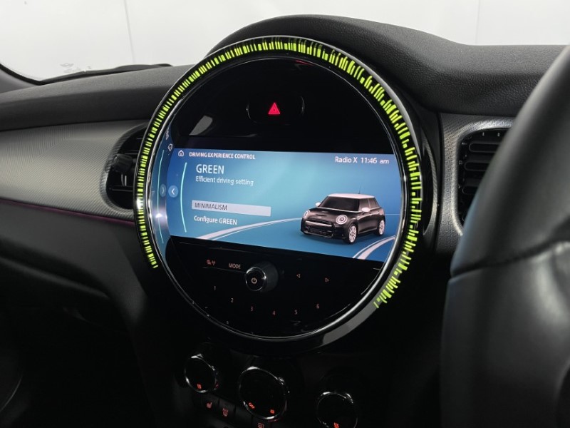 2022 (72) MINI HATCHBACK 1.5 Cooper Exclusive 5dr Auto 4670713