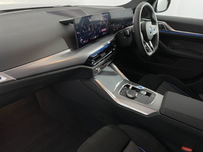 2025 (75) BMW I4 250kW eDrive40 M Sport 83.9kWh 5dr Auto [Pro Pack] 4575844