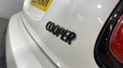 2023 (23) MINI HATCHBACK 1.5 Cooper Sport 3dr Auto 4629859