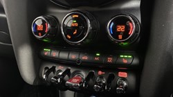 2023 (23) MINI HATCHBACK 1.5 Cooper Sport 3dr Auto 4629848