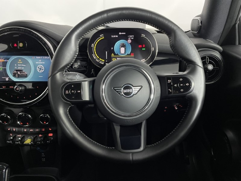 2021 (71) MINI HATCHBACK 135kW Cooper S Level 3 33kWh 3dr Auto 4692666