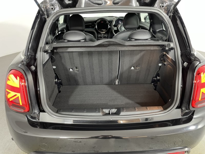2021 (71) MINI HATCHBACK 135kW Cooper S Level 3 33kWh 3dr Auto 4692703