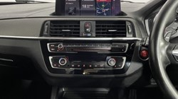 2019 (19) BMW M2 Competition 2dr DCT 4623887