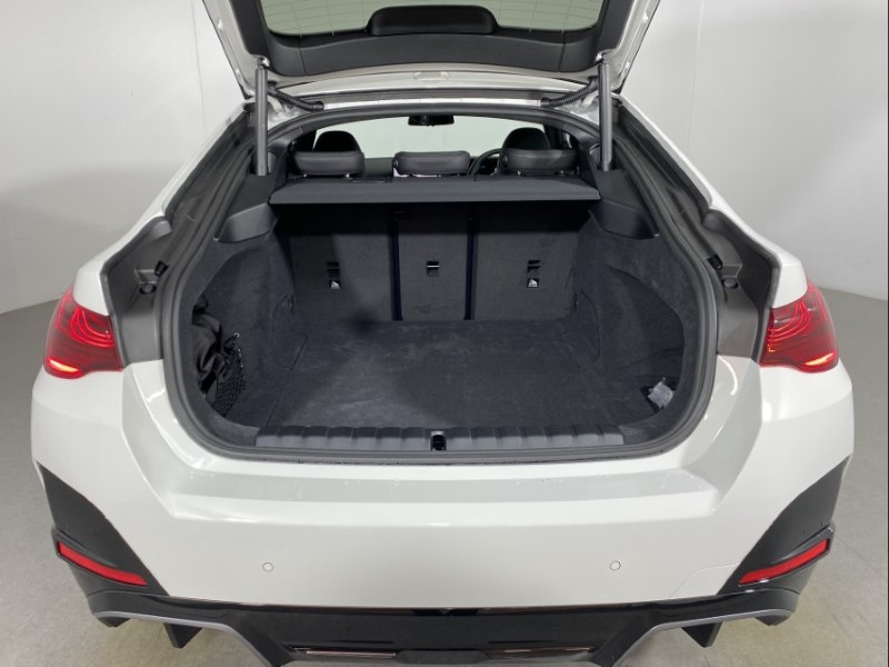 2025 (75) BMW I4 250kW eDrive40 M Sport 83.9kWh 5dr Auto 4615816