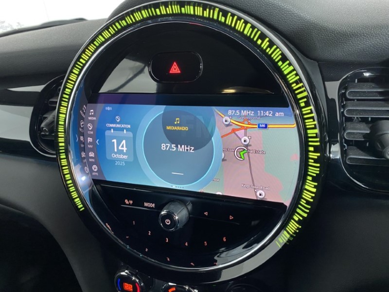 2022 (72) MINI CONVERTIBLE 1.5 Cooper Sport 2dr 4660253