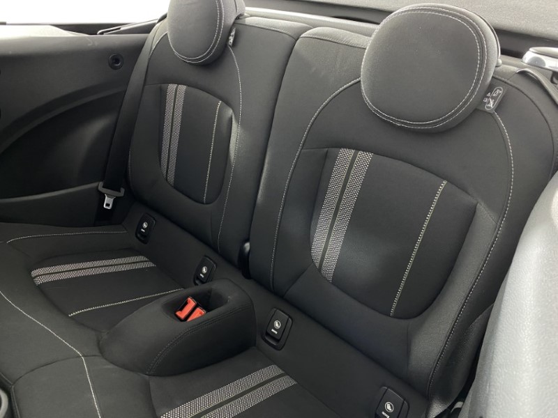 2022 (72) MINI CONVERTIBLE 1.5 Cooper Sport 2dr 4660279