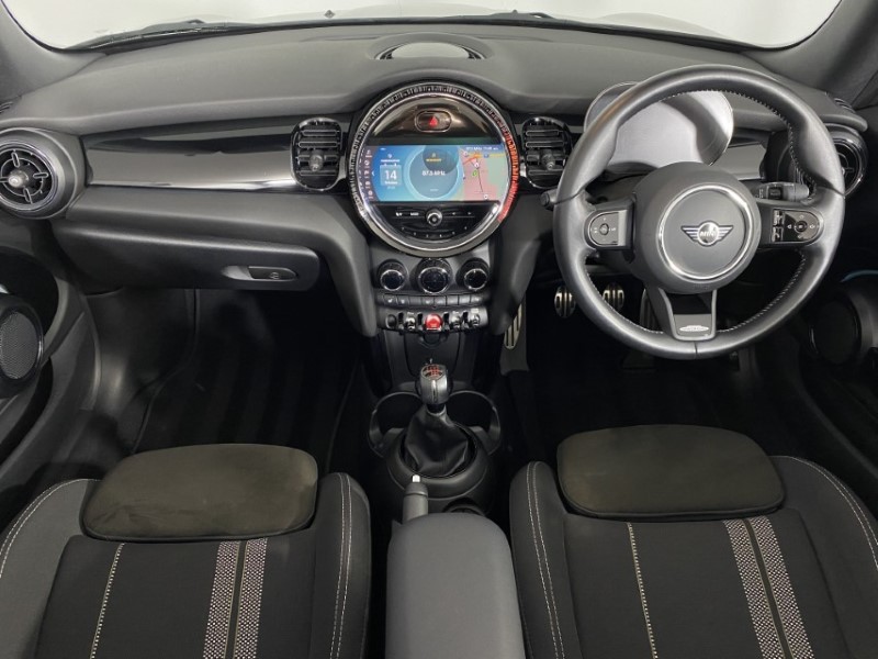 2022 (72) MINI CONVERTIBLE 1.5 Cooper Sport 2dr 4660276