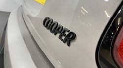 2022 (72) MINI CONVERTIBLE 1.5 Cooper Sport 2dr 4660284